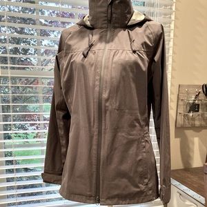 prana raincoat